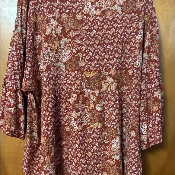 ANDREE BY UNIT Floral V-Neck Blouse 2Xl ruffle sleeves - Picture 9 of 9